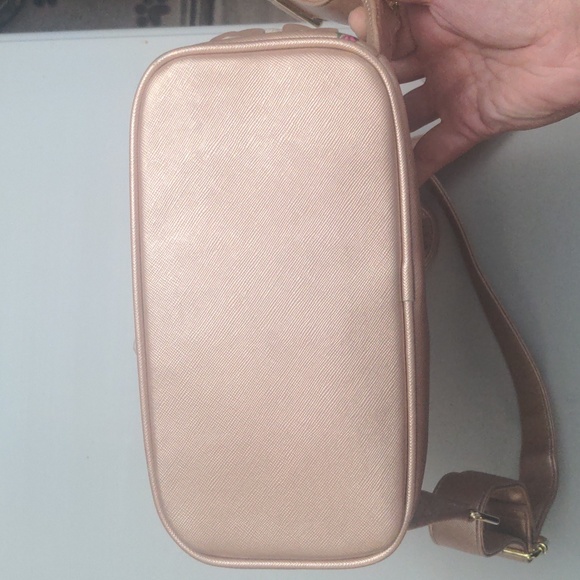 Betsey Johnson mini backpack - Picture 4 of 8